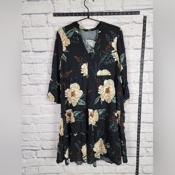 Vero Moda stylish Maternity dress in black and white floral print Size XS NEW - Picture 2 of 13